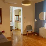 Central 1 Bedroom Apartment In The City Center