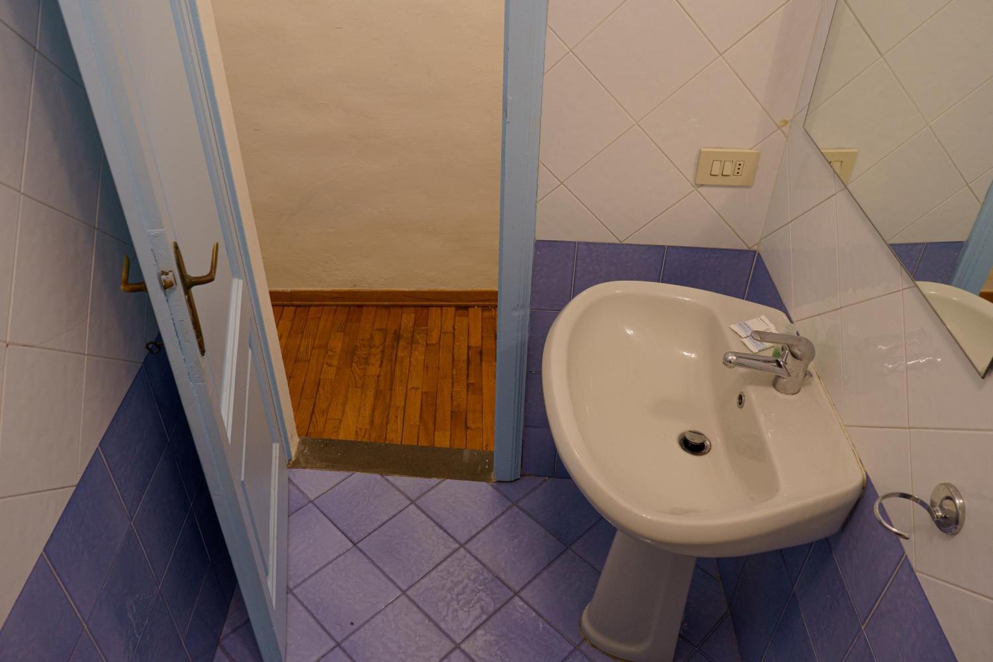 1 Bedroom In The Center