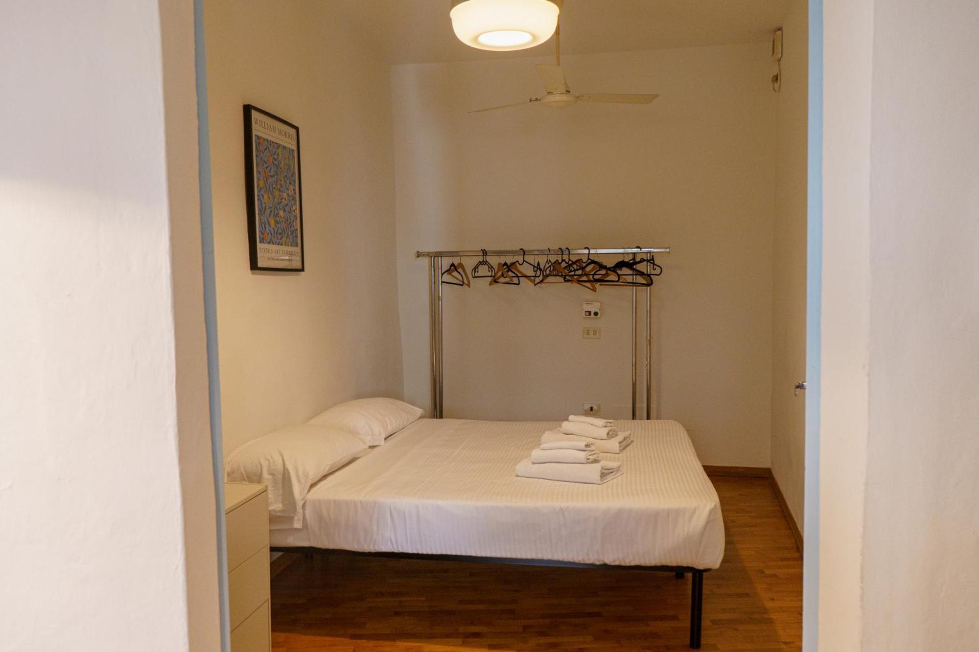 1 Bedroom In The Center *